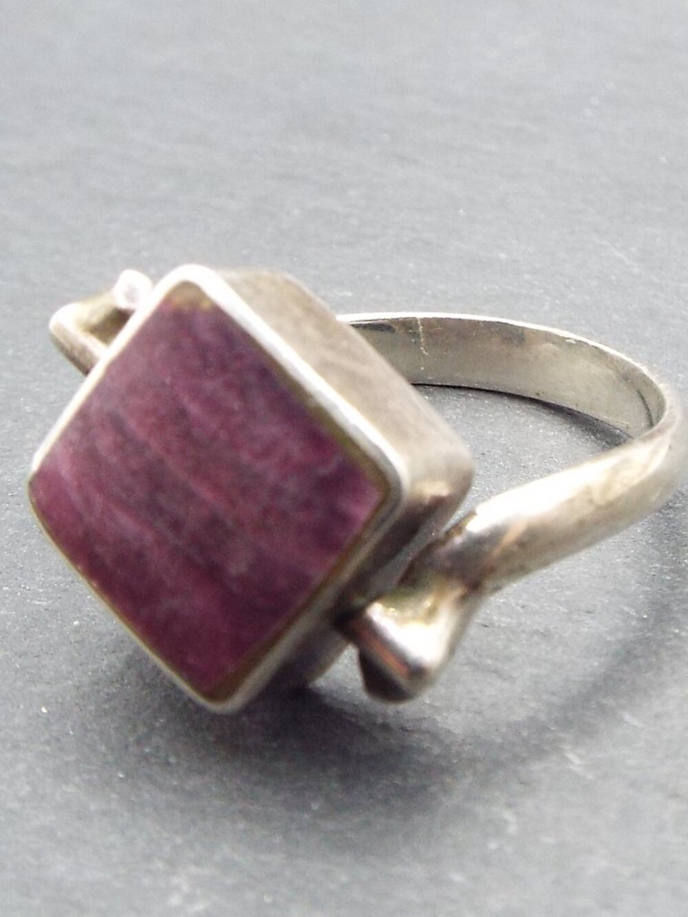 VINTAGE MEXICO 850 SILVER PURPLE SUGILITE & ABALONE SHELL "FLIP" SZ. 7 RING 15D